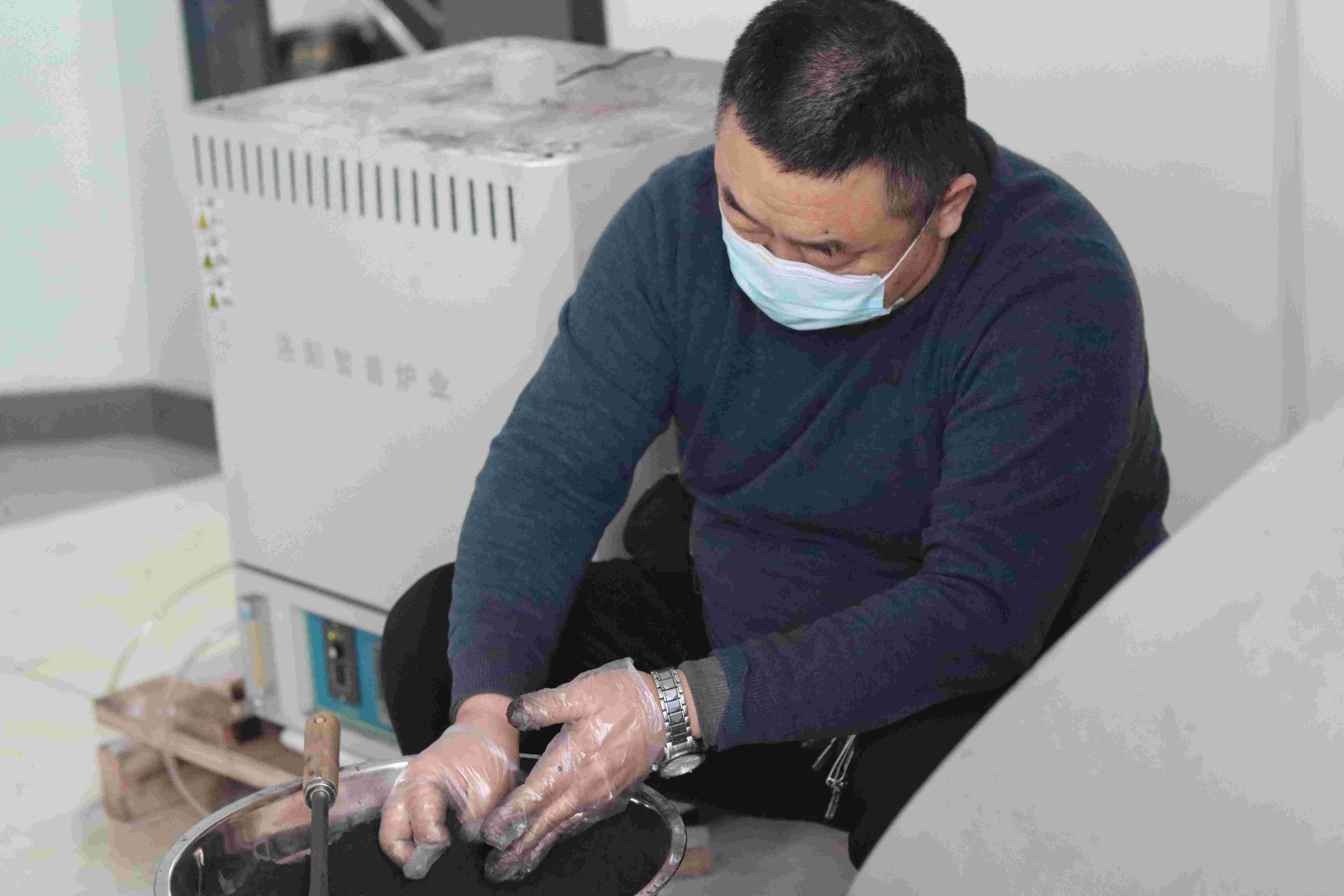 建杰集團(tuán)丨出彩建杰人丨俯首甘為“墾黃?！? /> </a> 
        <div   id=